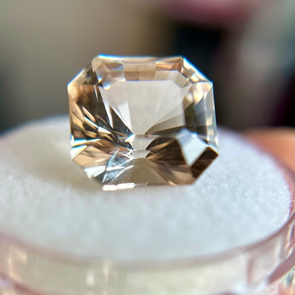 🤯 HEIRLOOM SIZE: 8.33 CT Natural Untreated IMPERIAL TOPAZ - Eye-Clean Clarity!